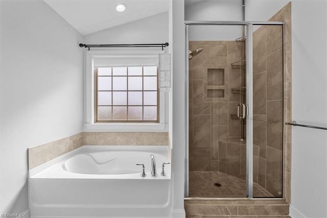 7722 Northwest Meadows Drive, Stokesdale, NC 27357