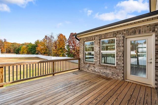 7722 Northwest Meadows Drive, Stokesdale, NC 27357