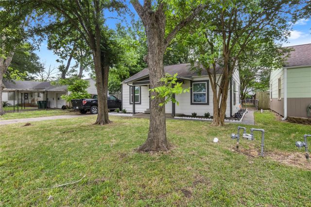 1903 Oleander Drive, La Marque, TX 77568