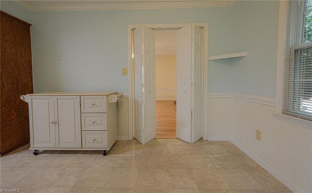 804 Newington Drive, Clemmons, NC 27012