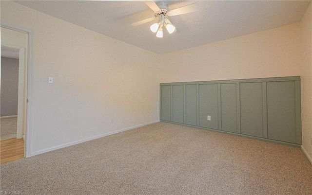 804 Newington Drive, Clemmons, NC 27012