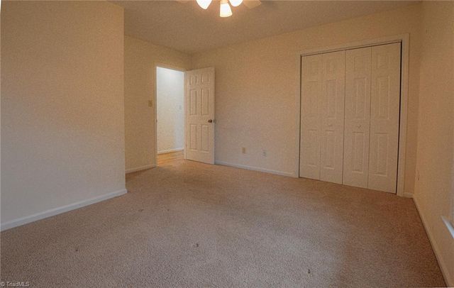 804 Newington Drive, Clemmons, NC 27012
