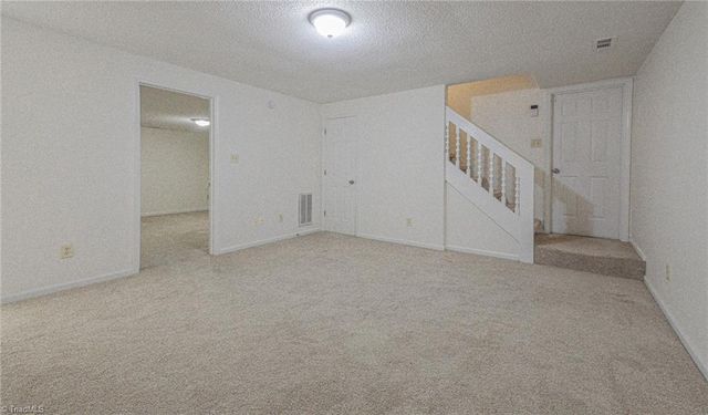 804 Newington Drive, Clemmons, NC 27012