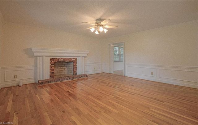804 Newington Drive, Clemmons, NC 27012