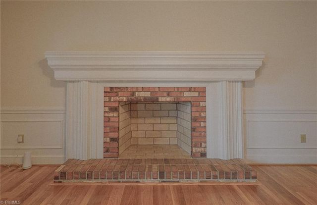 804 Newington Drive, Clemmons, NC 27012