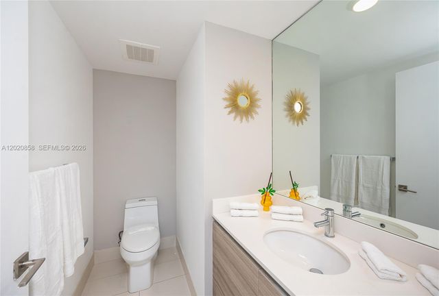 121 NE 34th St 1408, Miami, FL 33137