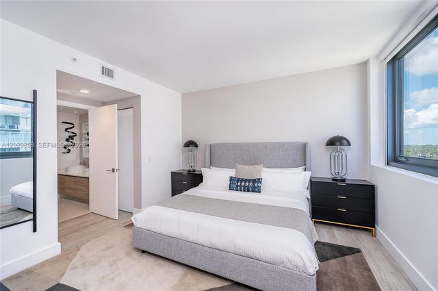 121 NE 34th St 1408, Miami, FL 33137