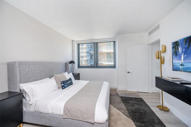 121 NE 34th St 1408, Miami, FL 33137