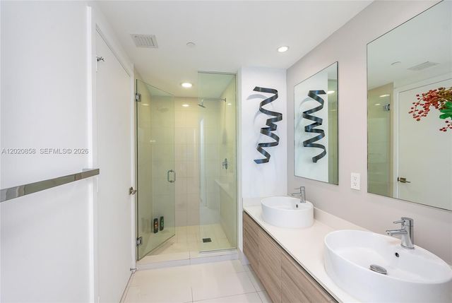 121 NE 34th St 1408, Miami, FL 33137