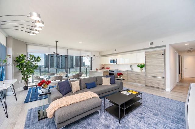 121 NE 34th St 1408, Miami, FL 33137