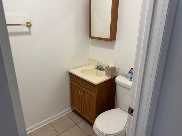 702 E Northwest Highway E B, Arlington Heights, IL 60004