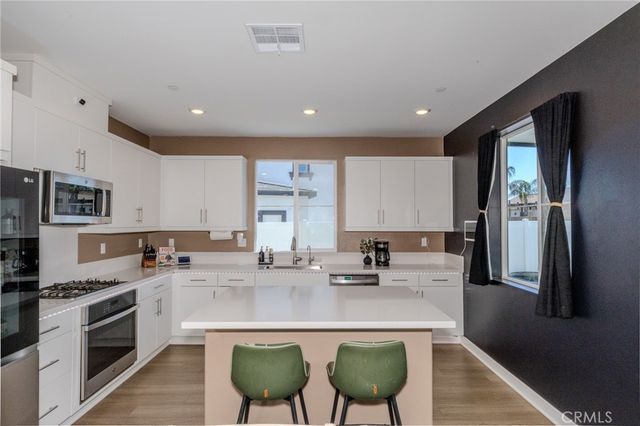30876 Douglas Crest Circle, Menifee, CA 92584