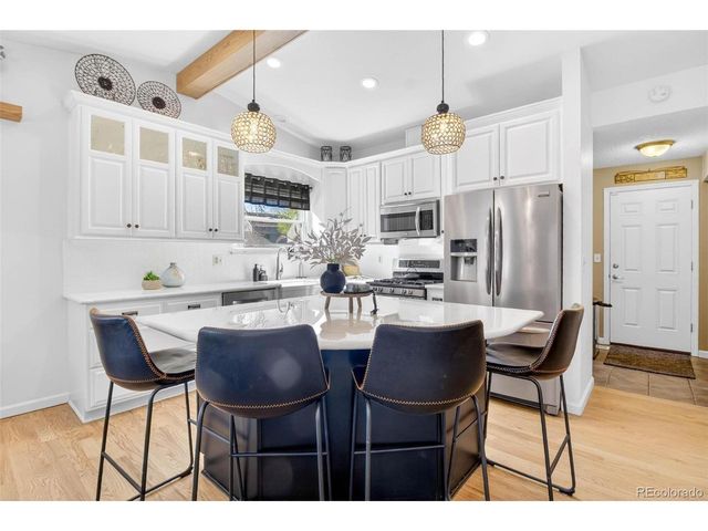 6556 S Ammons Ct, Littleton, CO 80123