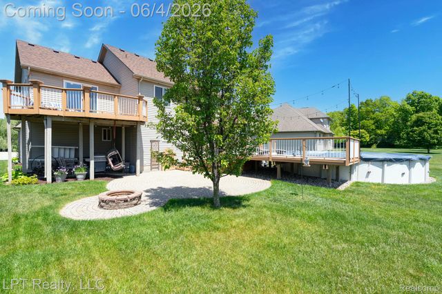 1366 Hidden Wood Court, Grand Blanc Charter Township, MI 48439