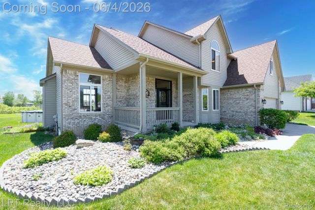 1366 Hidden Wood Court, Grand Blanc Charter Township, MI 48439