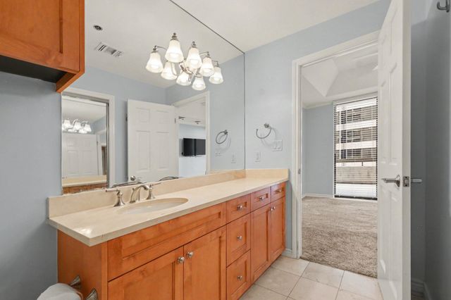 5909 Luther Lane 706, Dallas, TX 75225