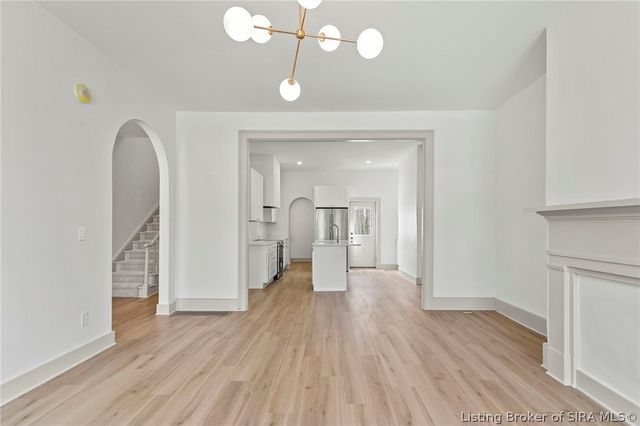 518 Jefferson Street, Madison, IN 47250