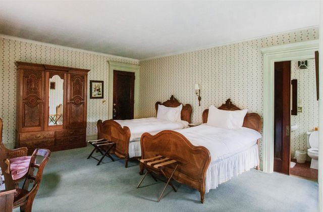 124 Elm Street, Bennington, VT 05201