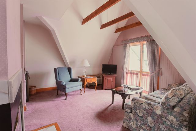 124 Elm Street, Bennington, VT 05201