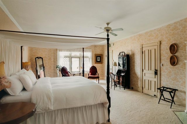 124 Elm Street, Bennington, VT 05201