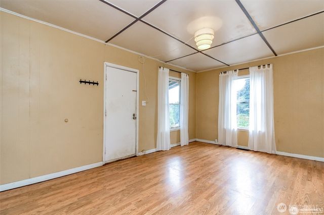 1551 N Callow Avenue, Bremerton, WA 98312