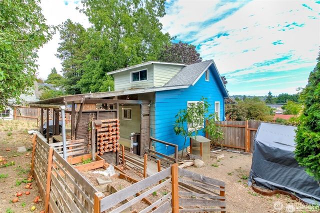 1551 N Callow Avenue, Bremerton, WA 98312