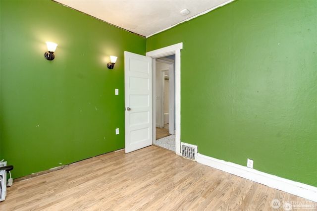 1551 N Callow Avenue, Bremerton, WA 98312