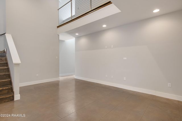 310 Highland Oaks Lane, Lafayette, LA 70508