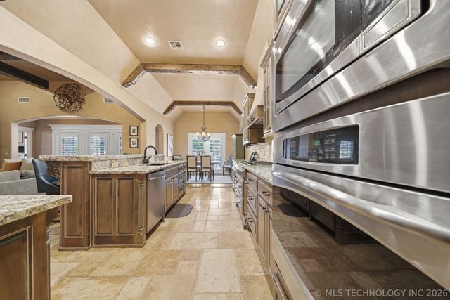 3121 E 146th Place S, Bixby, OK 74008
