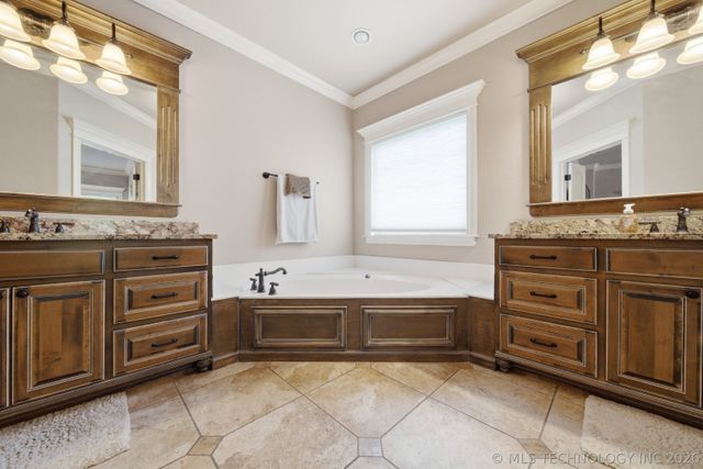 3121 E 146th Place S, Bixby, OK 74008