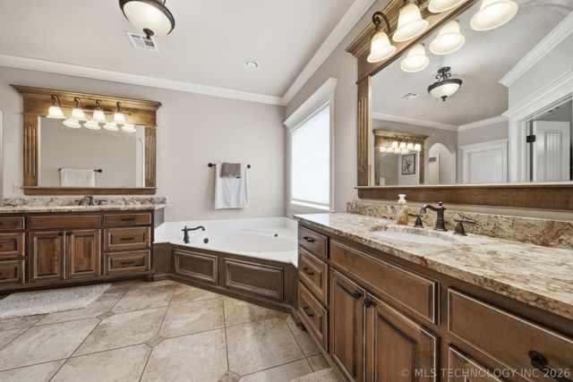 3121 E 146th Place S, Bixby, OK 74008