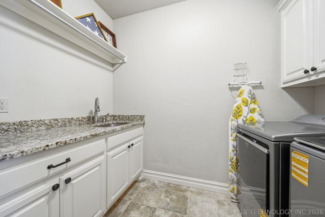 3121 E 146th Place S, Bixby, OK 74008