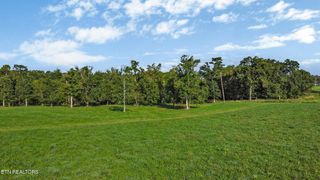 157 Triple J Tr, Jamestown, TN 38556