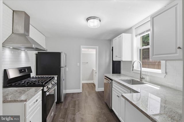 230 W LIBERTY ST, Lancaster, PA 17603