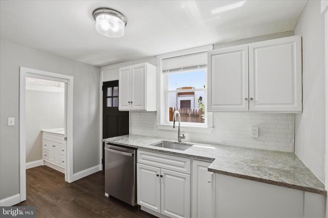 230 W LIBERTY ST, Lancaster, PA 17603