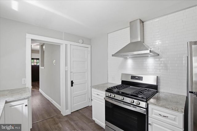 230 W LIBERTY ST, Lancaster, PA 17603