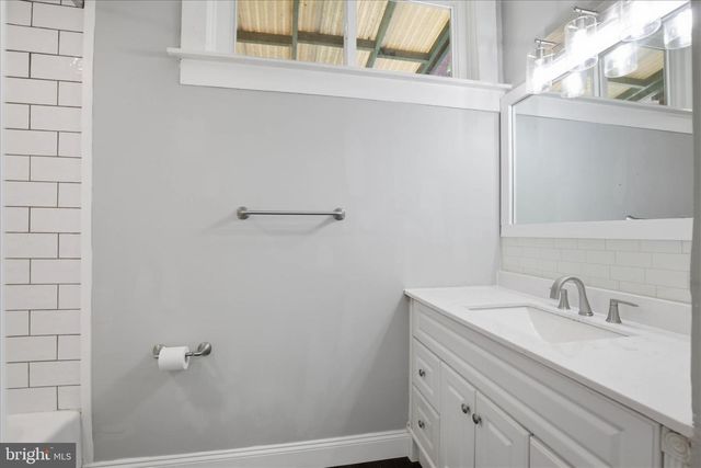 230 W LIBERTY ST, Lancaster, PA 17603