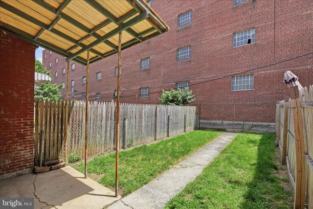 230 W LIBERTY ST, Lancaster, PA 17603