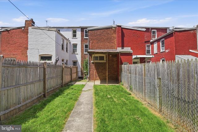230 W LIBERTY ST, Lancaster, PA 17603