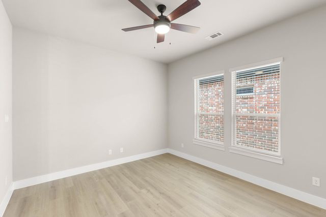 5840 Fresco Drive, Fort Worth, TX 76123