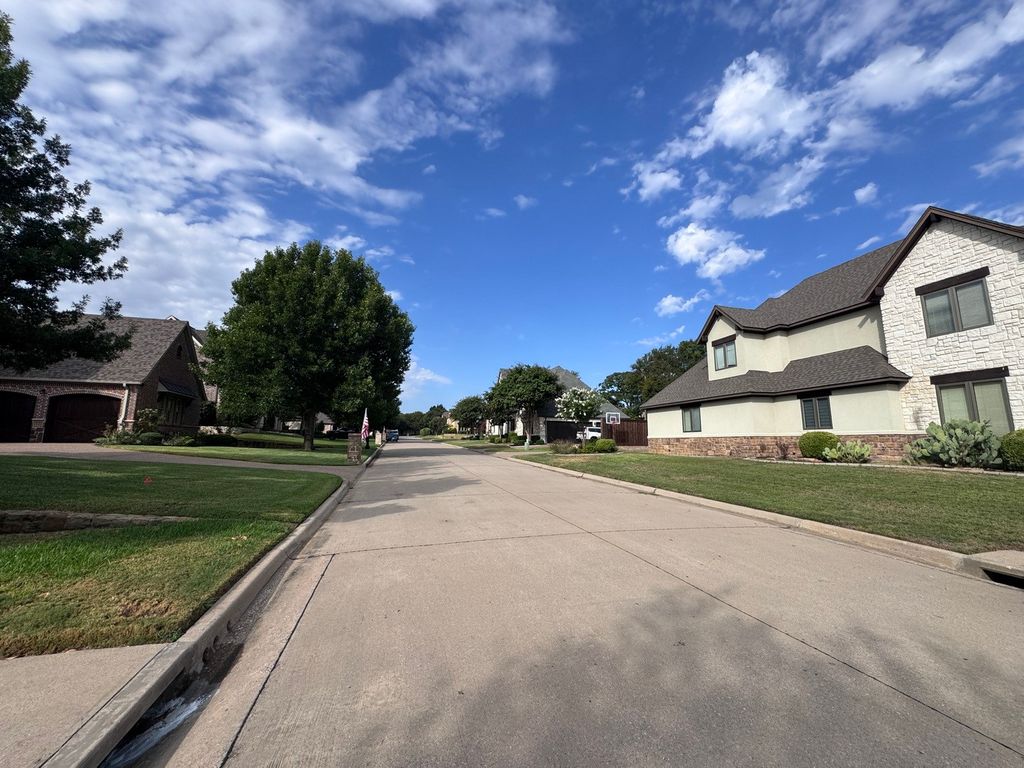 1401 Long And Winding Road, Mansfield, TX 76063 — photo 2