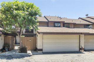 24831 Apple Street B, Newhall, CA 91321