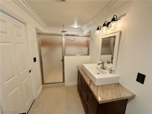 2200 South Fort Apache Road 2251, Las Vegas, NV 89117