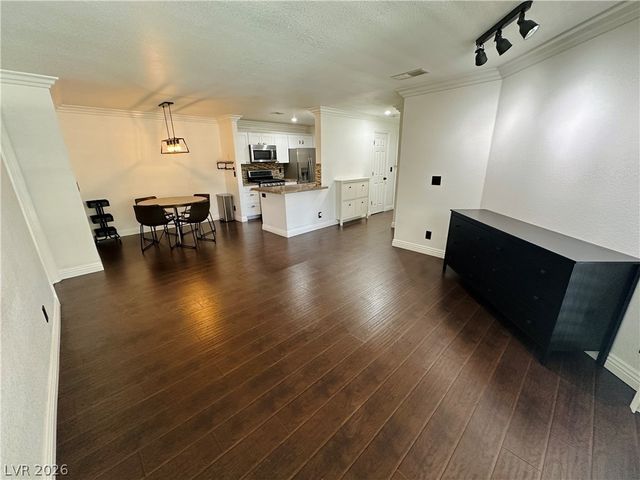 2200 South Fort Apache Road 2251, Las Vegas, NV 89117