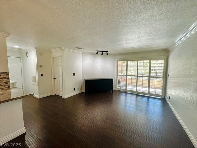 2200 South Fort Apache Road 2251, Las Vegas, NV 89117