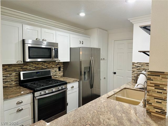 2200 South Fort Apache Road 2251, Las Vegas, NV 89117