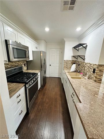 2200 South Fort Apache Road 2251, Las Vegas, NV 89117