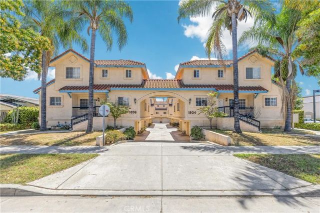 1900 Vine B, Alhambra, CA 91801