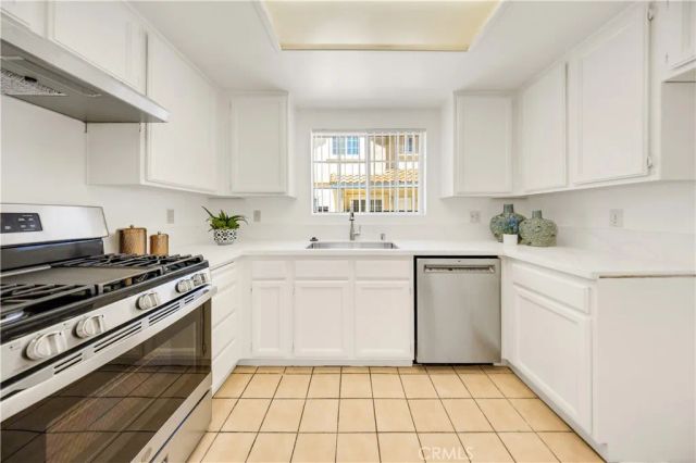1900 Vine B, Alhambra, CA 91801