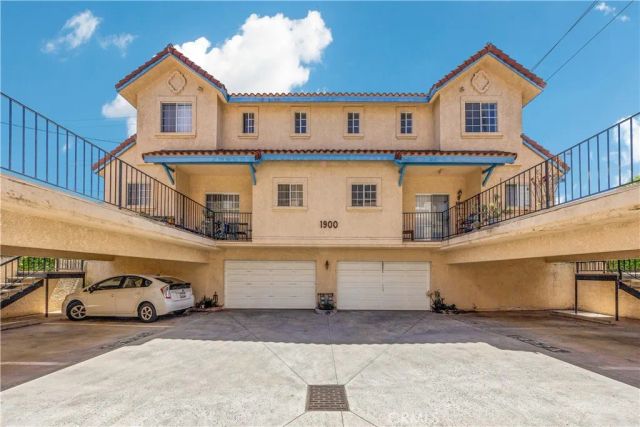 1900 Vine B, Alhambra, CA 91801